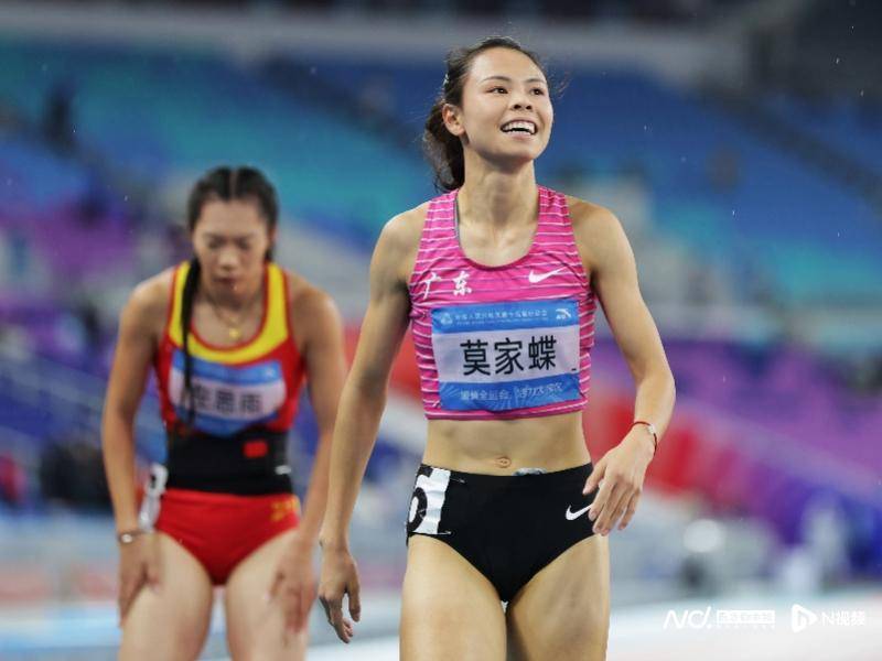 皇冠信用盘登3代理_又是0.12秒决胜负皇冠信用盘登3代理！莫家蝶不敌刘英兰获女子400米亚军