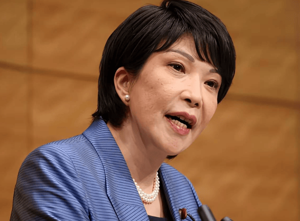 皇冠信用盘开号_下台倒计时！自民党深夜开会皇冠信用盘开号，党内高层的一句话让高市早苗凉透半边心，话音刚落，高市早苗再收噩耗