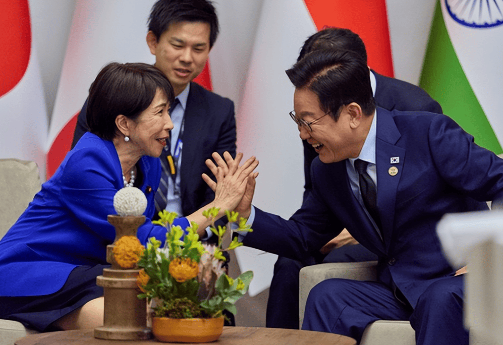 曼城 vs 多特蒙德_李在明还未登机访华曼城 vs 多特蒙德，日韩就共同抗议中国？韩国总统已先和高市早苗约好见面地点