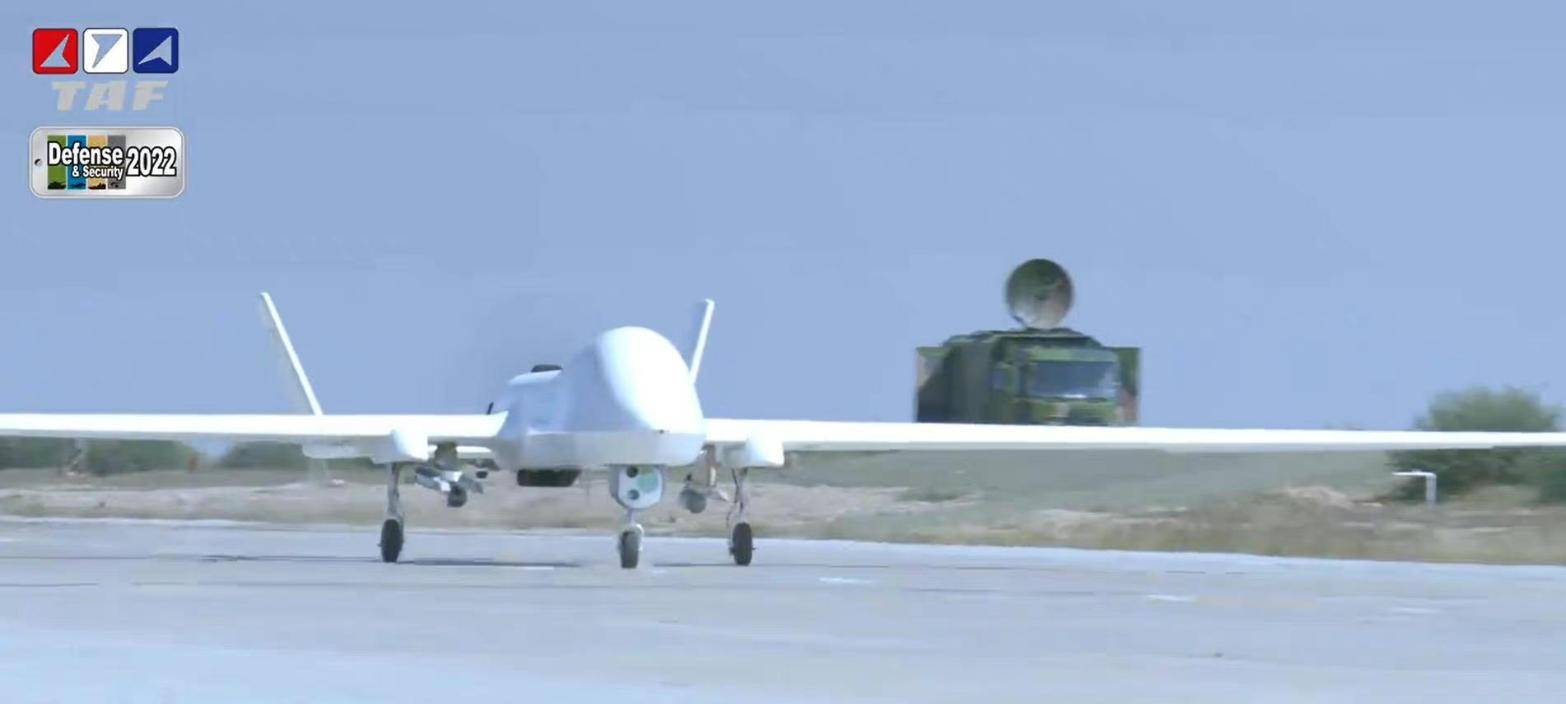 皇冠信用網代理出租_炸4辆T-55坦克皇冠信用網代理出租，中国无人机杀爽：柬军再遭失败，伊朗向泰国推销