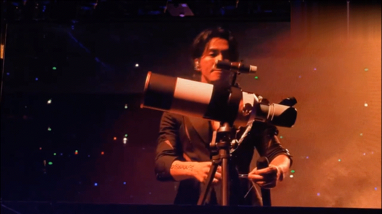 皇冠皇冠信用盘平台_言承旭演唱会上用流星项链缅怀大S皇冠皇冠信用盘平台！网友泪崩：道明寺想杉菜了