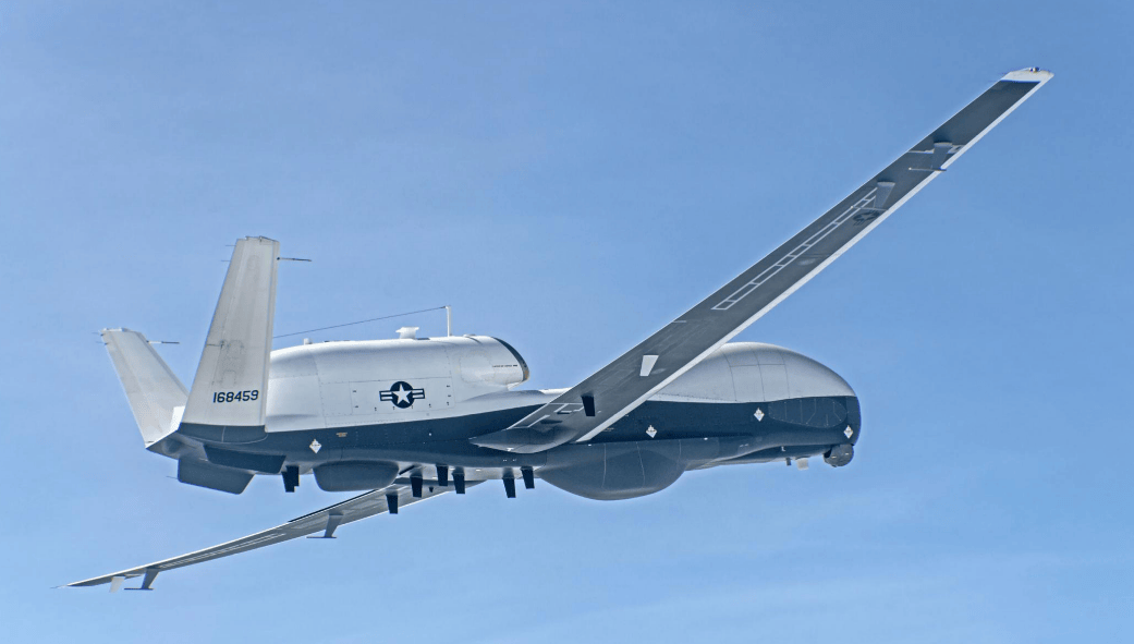 ag hga050.com
_台南恒春外海发生激烈对峙ag hga050.com
,054A向美军MQ4C喊话:通报你的意图!