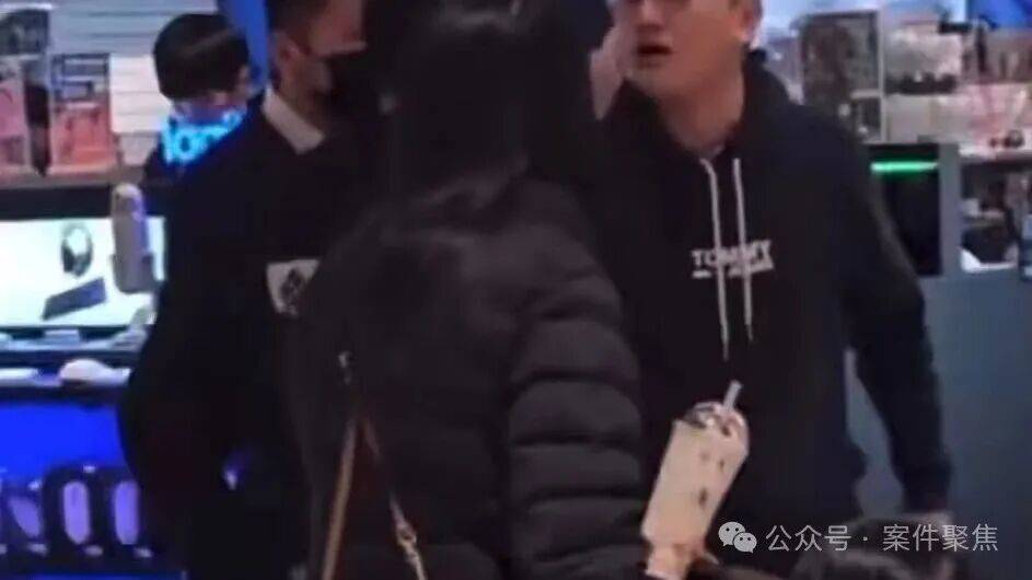 摩尔多瓦vs以色列足球
_上海地铁一男子被打10个耳光不还手摩尔多瓦vs以色列足球
!“被打还手即互殴”成历史