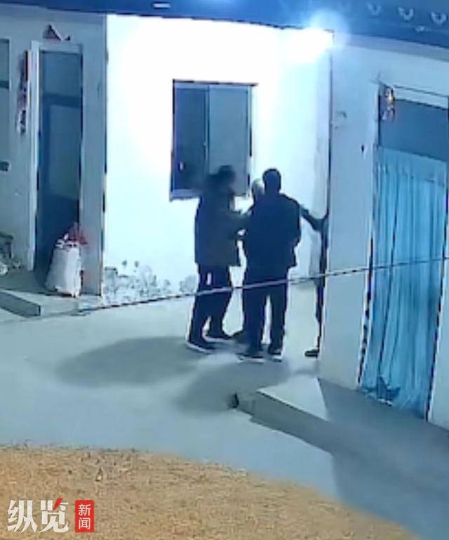 斯德哥尔摩国际vs阿兰达_男子举报山西襄汾一镇干部酒后上门殴打父亲斯德哥尔摩国际vs阿兰达，称因清运垃圾劳务费引发纠纷；镇政府：正在处理