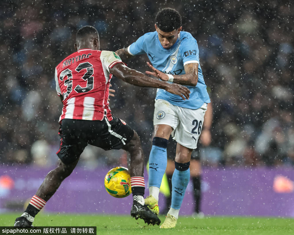 汉坎vs萨普斯堡08
_阿森纳的辉煌:73.2%夺冠概率背后的技术与情感故事