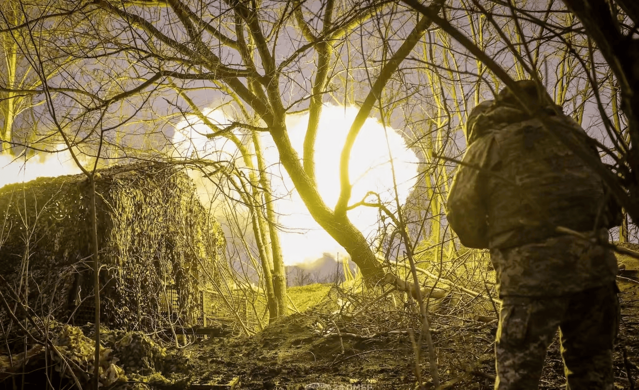 克里斯恬桑德vs白兰恩_俄乌前线激战！10万现金悬赏克里斯恬桑德vs白兰恩，俄军第68师渡桥被炸，补给线彻底断绝