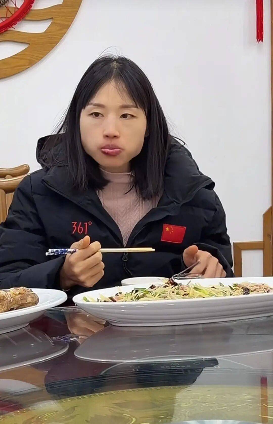 艾斯特利vs阿吉拉圣米格尔_“最快女护士”开启直播艾斯特利vs阿吉拉圣米格尔，主办方：不是商务合作