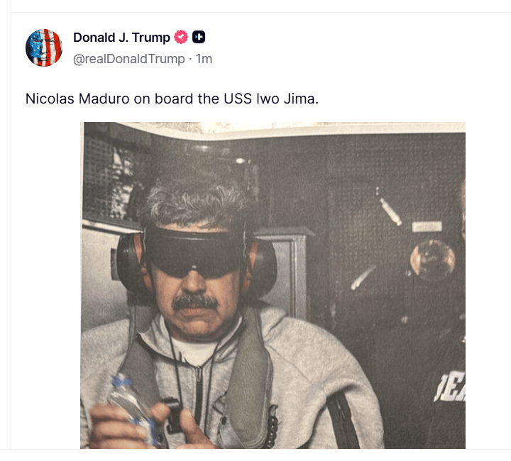 普雷斯顿vs威斯汉姆
_现场视频曝光:马杜罗戴着脚镣走下飞机普雷斯顿vs威斯汉姆
,在美国联邦探员的包围下进入机库