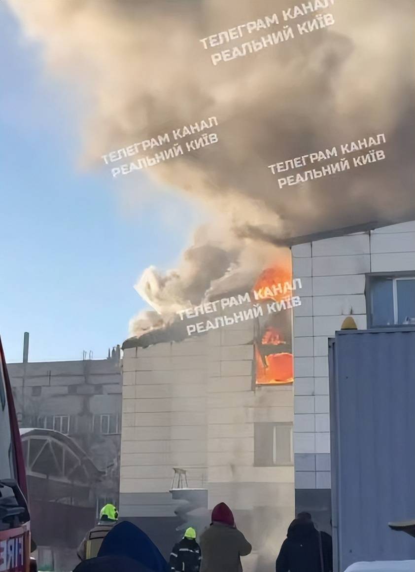 英格兰冠军联赛
_斩首乌克兰高官英格兰冠军联赛
,俄军图95升空被召回,发生了什么?基辅空战爆发