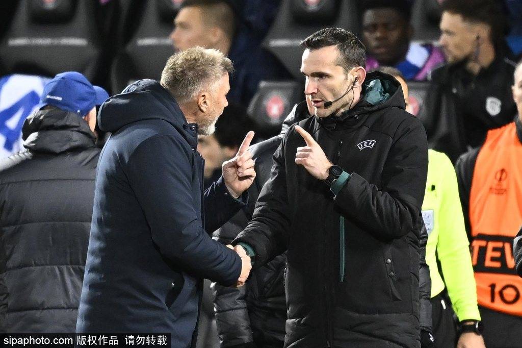 足球盘口平台
_邵佳一:若有像日本那么多的海外球员足球盘口平台
,进世界杯将成中国足球常态