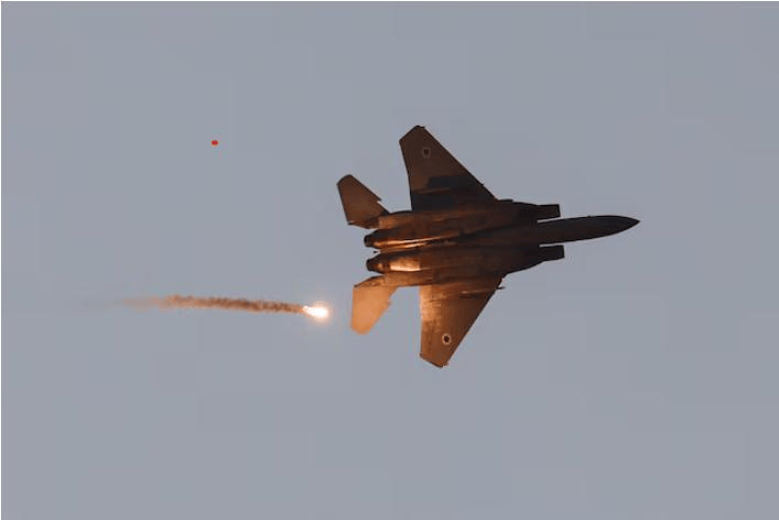 皇冠代理返水
_已经晚了?特朗普正评估对伊动武方案皇冠代理返水
,神秘强援已帮助伊朗切断星链!