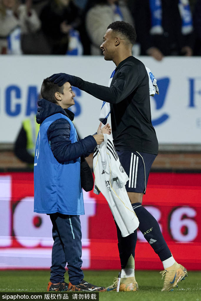 皇冠信用盘申请
_一步臭棋?姆巴佩加盟皇马一年半经历3位主教练皇冠信用盘申请
,重要荣誉0斩获