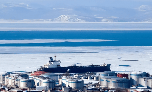 皇冠足球平台代理_中方越买越少皇冠足球平台代理，普京没法再装看不见！2025年中俄贸易大幅度下降