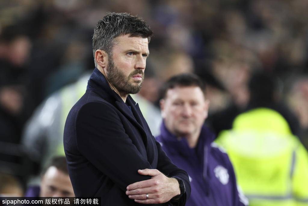 皇冠信用网需要押金吗_重新归零皇冠信用网需要押金吗!曼联还是无缘5连胜 蓄发哥已近500天未理发