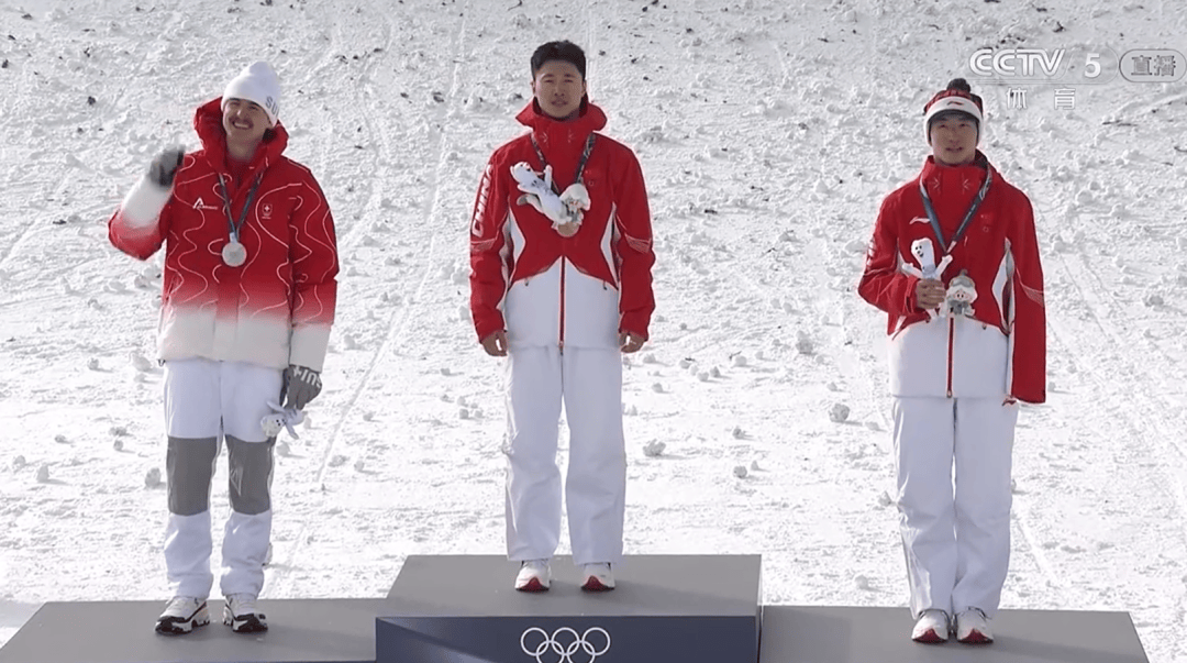 皇冠信用网去哪里弄_最强夫妻！徐梦桃丈夫王心迪皇冠信用网去哪里弄，拿下第四金！