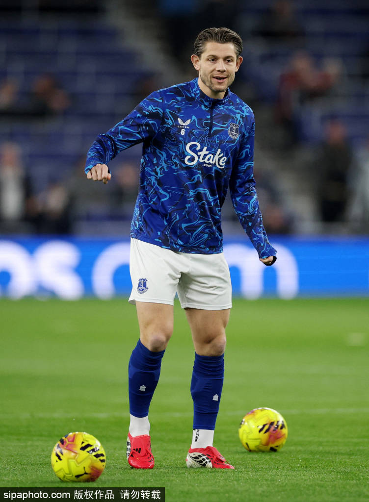 亚洲杯盘口网站_本杰明·塞斯科谈替补出场与曼联幕后的苦练:在阿莫林麾下的静默崛起