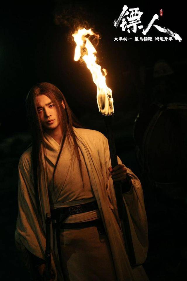 皇冠信用网最新地址_《镖人：风起大漠》票房近10亿皇冠信用网最新地址，登顶武侠片冠军！春节档逆跌奇迹咋做到的？