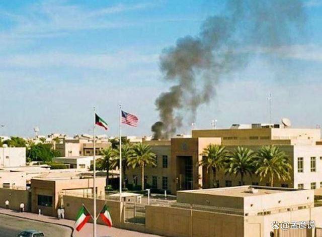 皇冠信用盘会员注册_特朗普天塌了皇冠信用盘会员注册,伊朗导弹带拐弯,炸毁3艘油轮,直接轰塌美大使馆