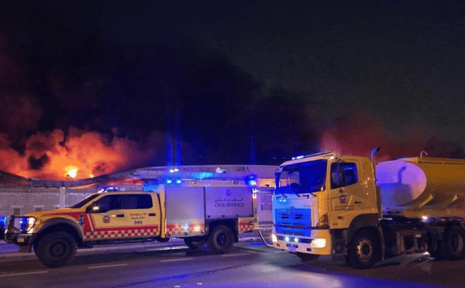 皇冠信用网怎么代理_破釜沉舟!伊朗发射子母弹猛轰皇冠信用网怎么代理,击落37架无人机,中东被炸成火海