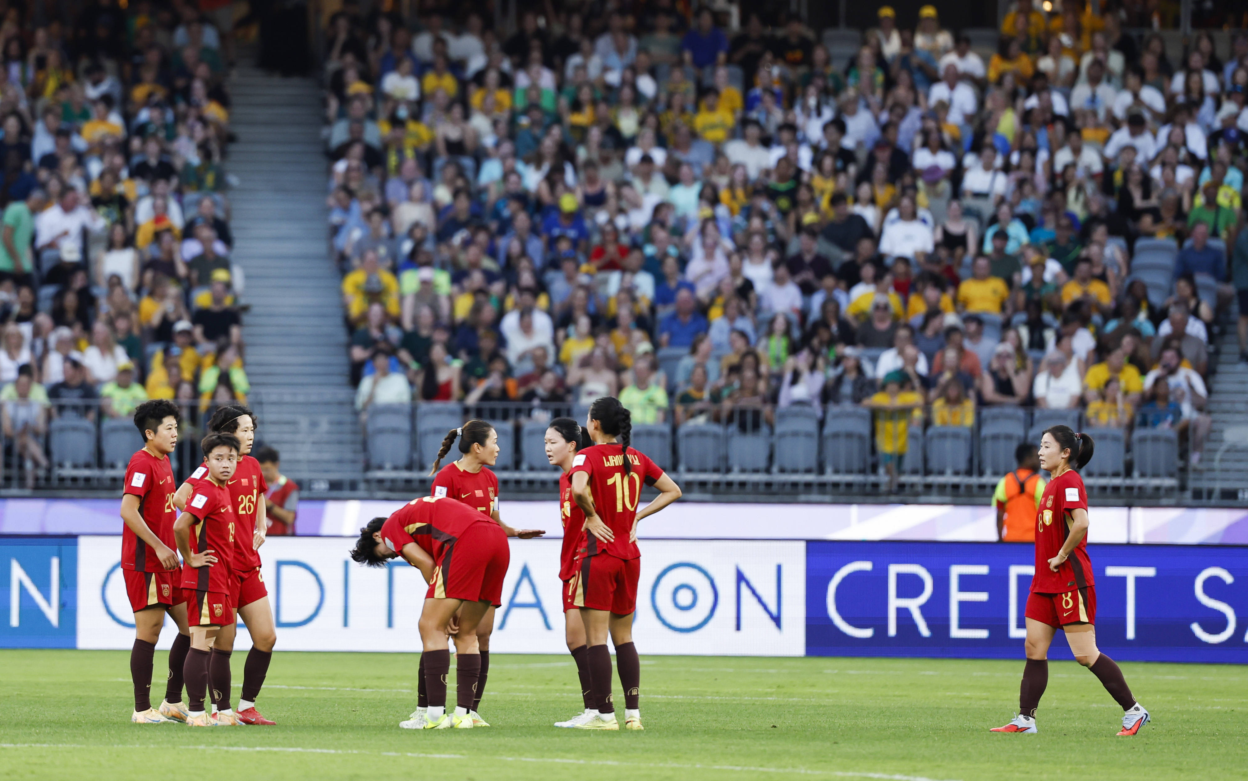 皇冠信用盘正网
_亚洲杯-富德科尔建功张琳艳点射 中国女足1-2澳大利亚无缘决赛